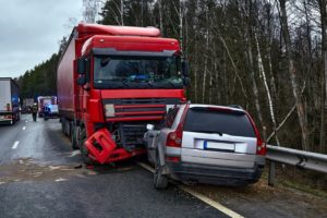 How Can a Truck Accident Lawyer Help Me?