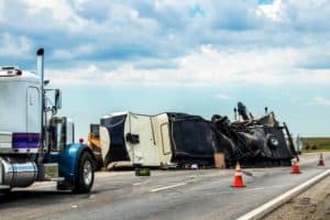 Accident Lawyer for Truck Accident Case near Phoenix , AZ area
