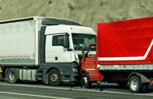 Robert W. Boatman - Experienced Attorney for Head-On Truck accidents near Phoenix area